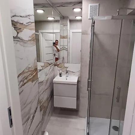 Piast فندق مبيت وإفطار 3*