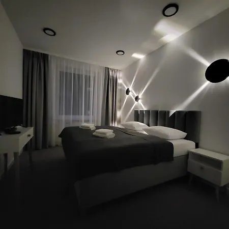 Piast Bed & Breakfast 2*