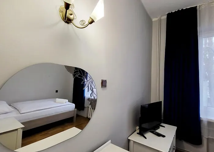 Piast Bed & Breakfast 3*