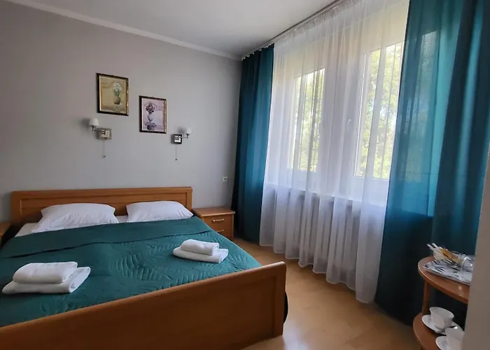 Bed & Breakfast Piast 3*